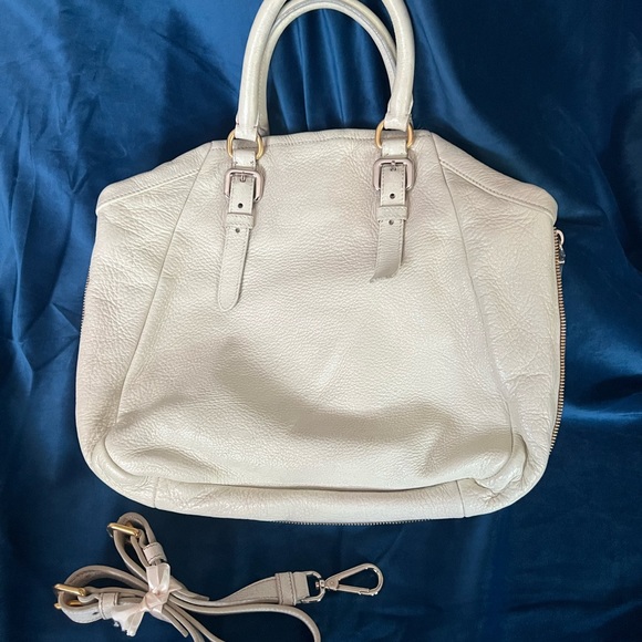 Authentic Prada Saffiano leather satchel two way in great used condition - Picture 2 of 11